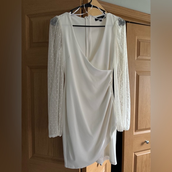 Lulus - gorgeous white dress - Picture 2 of 2